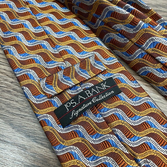Jos A Bank Signature Copper, Gold & Blue Pattern Tie - Picture 3 of 4